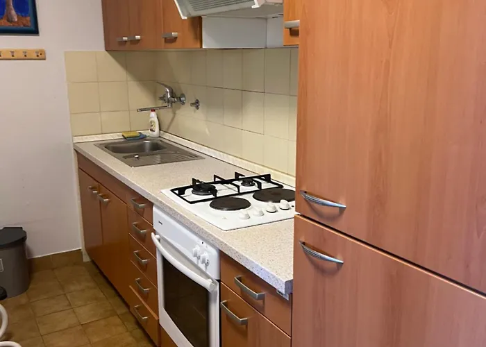 Maris アパート イゾラ