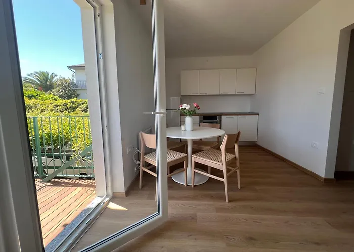 アパート Maris イゾラ